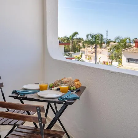 Hostwise - Seaside Charm Flat W/ Balcony * Albufeira